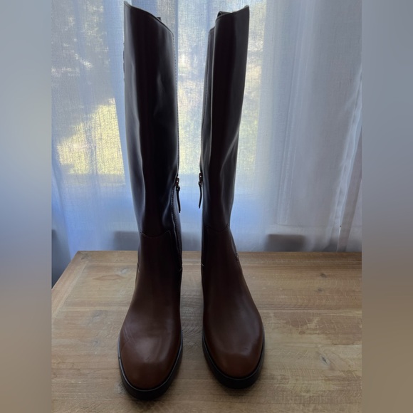 New Tory Burch “The Riding Boot” in Palissandro Brown Women’s Size 6.5 - Picture 3 of 13